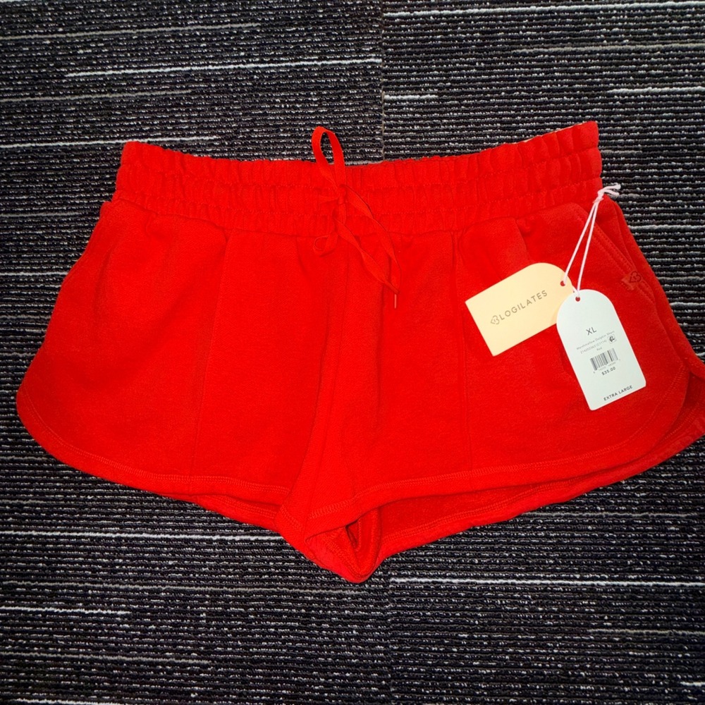 Blogilates Marshmallow Dolphin Short Women XL Red NEW Pintuck Seams Drawstring
